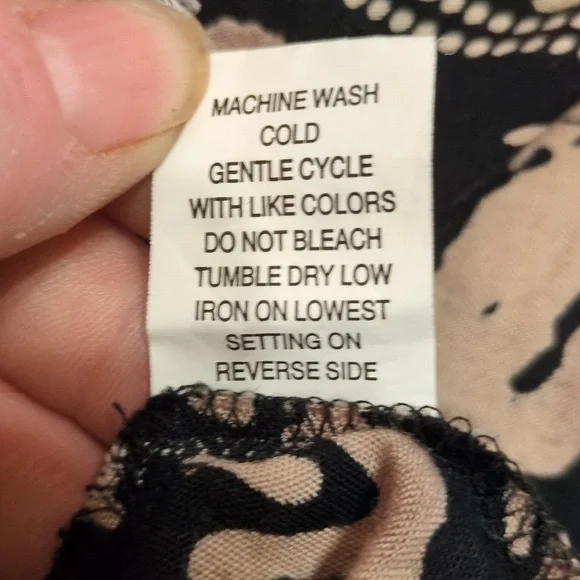 Elementz Maxi Dress with Flutter Sleeves – Perfect for Work Travel-Everything! - Picture 13 of 13